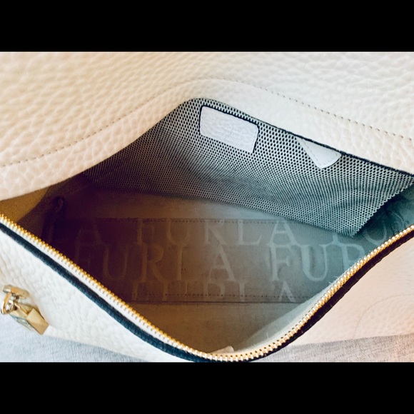 💸SOLD🔥FURLA Piper Leather Satchel Ladies Bag - Picture 7 of 8